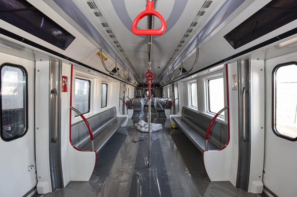 รถไฟฟ้าความเร็ว 160 กม./ชม. ขบวนแรกของอ่าวกว่างตง-ฮ่องกง-มาเก๊า